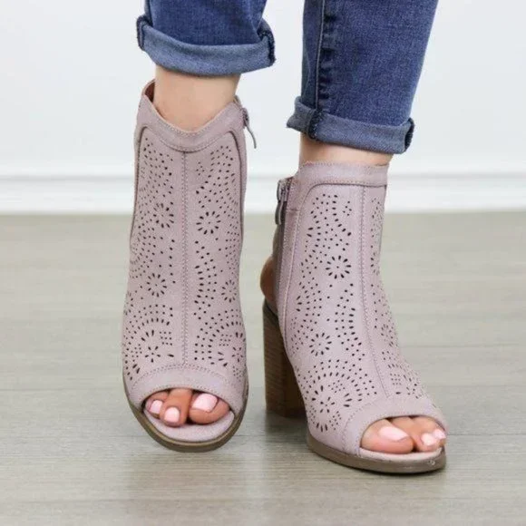 Mauve Laser Cut Design Open Toe Ankle Boots - Picture 2 of 7